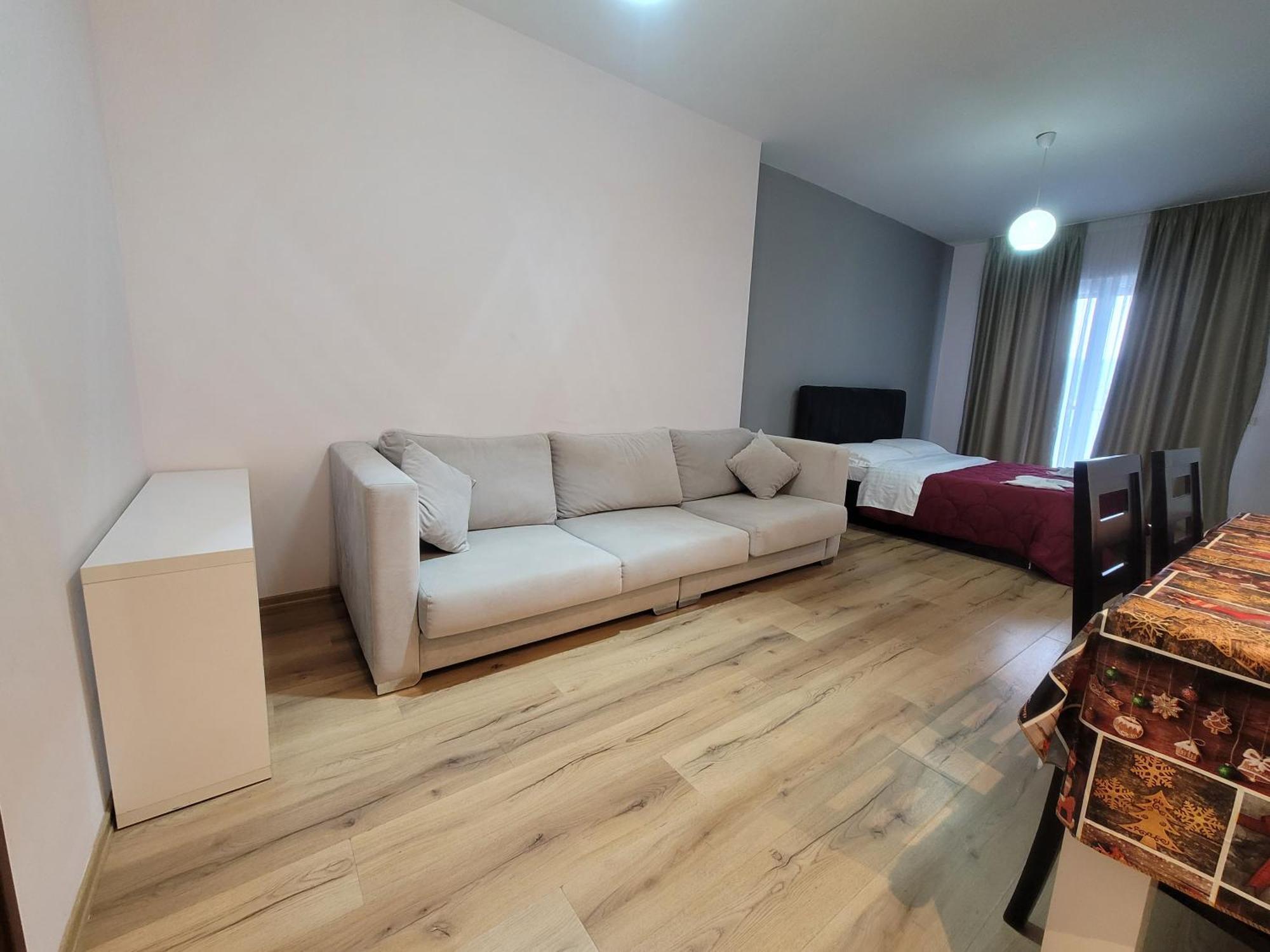 Haris Hotel Vlorë