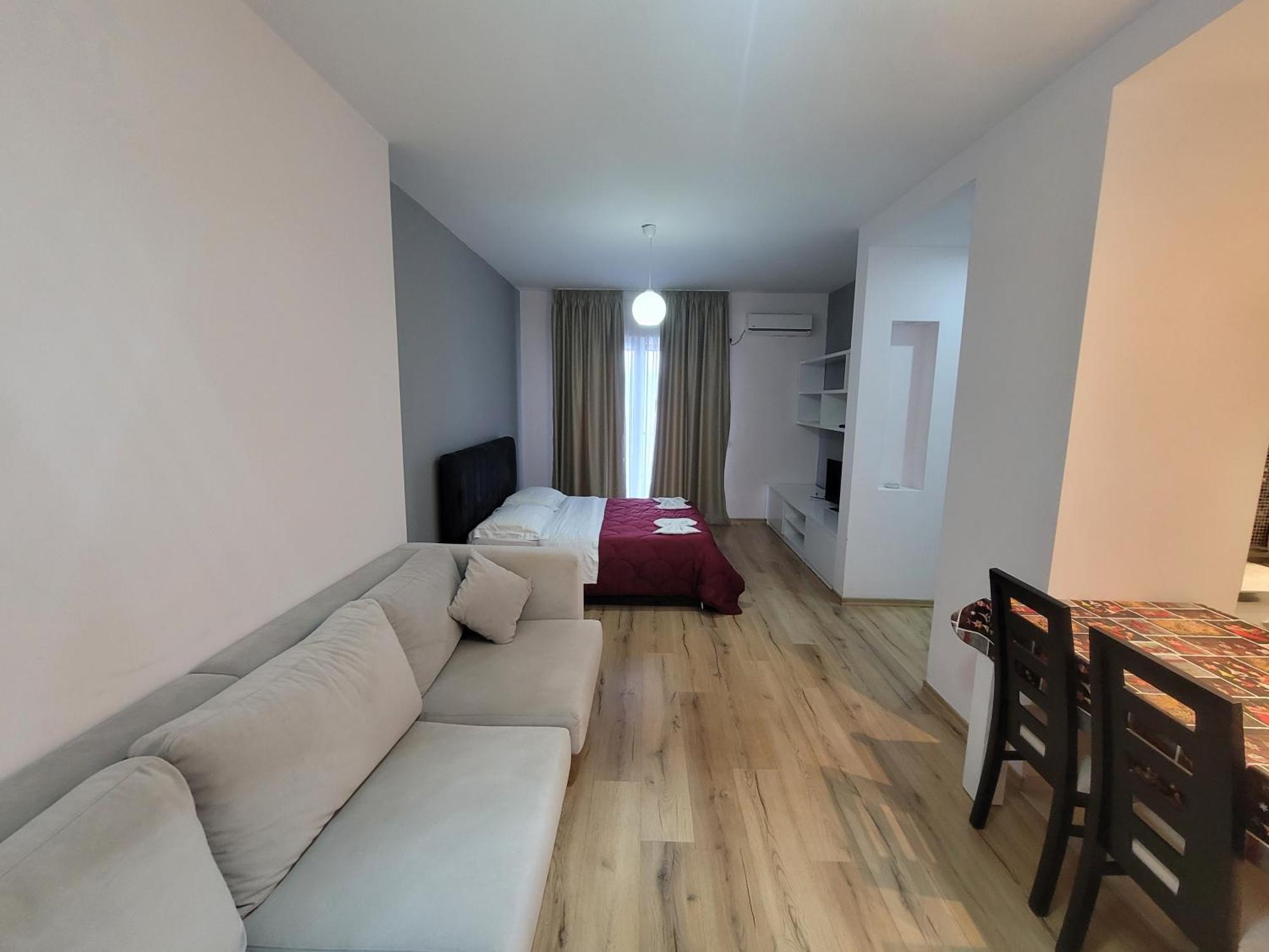 Haris 3* Vlorë