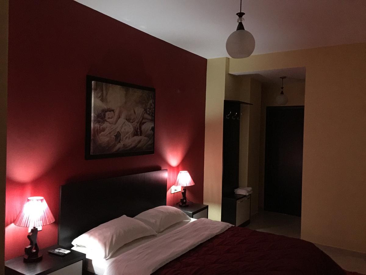 Haris Hotel Vlorë