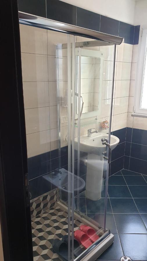 Hotel Haris Vlorë